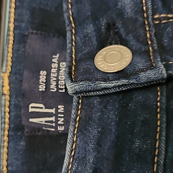 GAP Super Stretch jeans - Picture 2 of 6